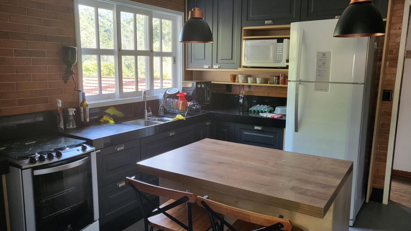 Casa à venda com 4 quartos, 800m² - Foto 4
