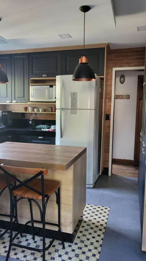Casa à venda com 4 quartos, 800m² - Foto 1