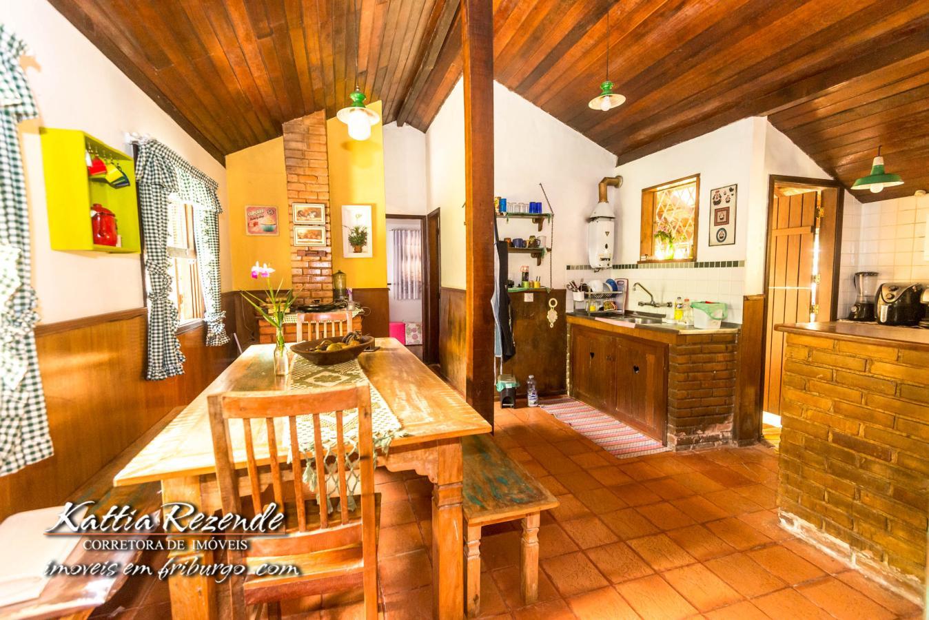 Casa à venda com 4 quartos, 1620m² - Foto 10