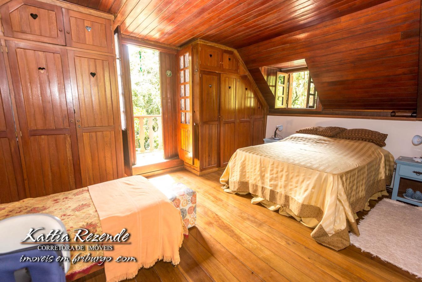 Casa à venda com 4 quartos, 1620m² - Foto 12