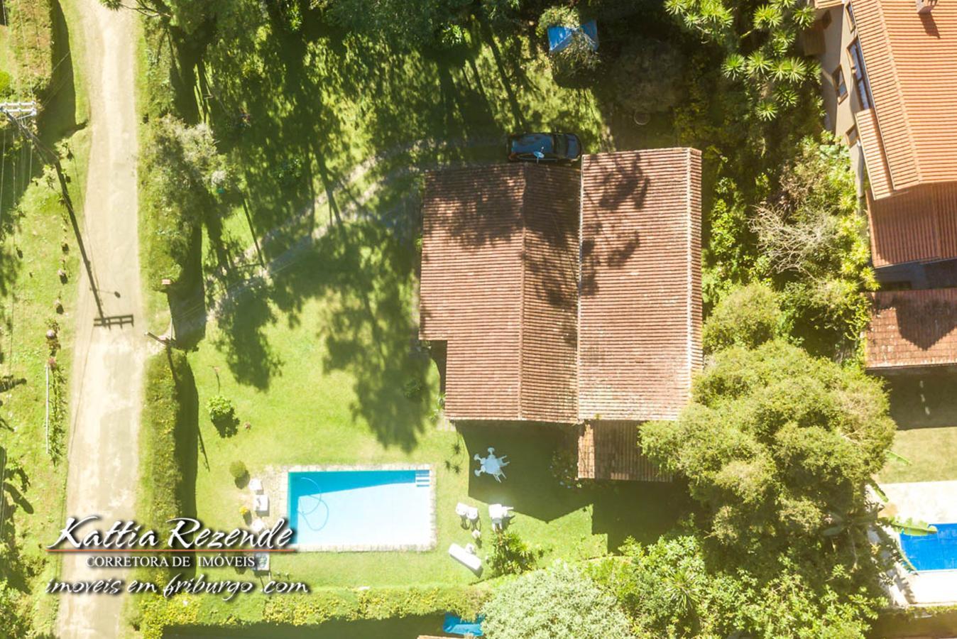 Casa à venda com 6 quartos, 923m² - Foto 4
