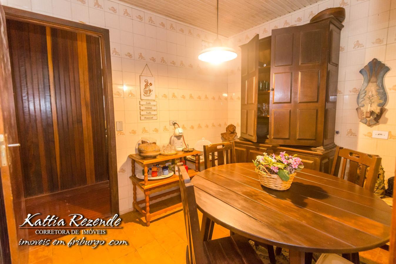 Casa à venda com 6 quartos, 923m² - Foto 16