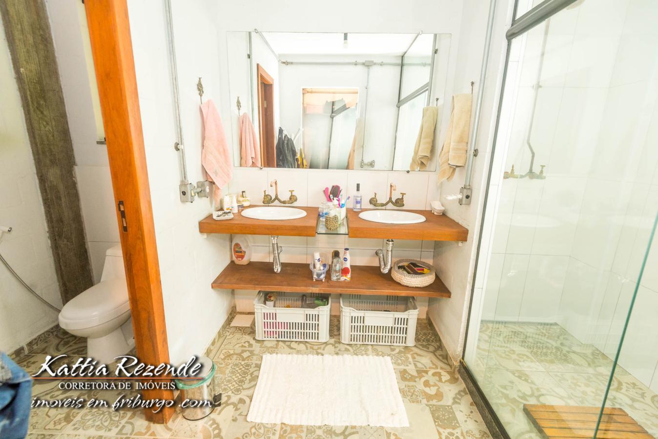 Casa de Condomínio à venda com 5 quartos, 1400m² - Foto 17