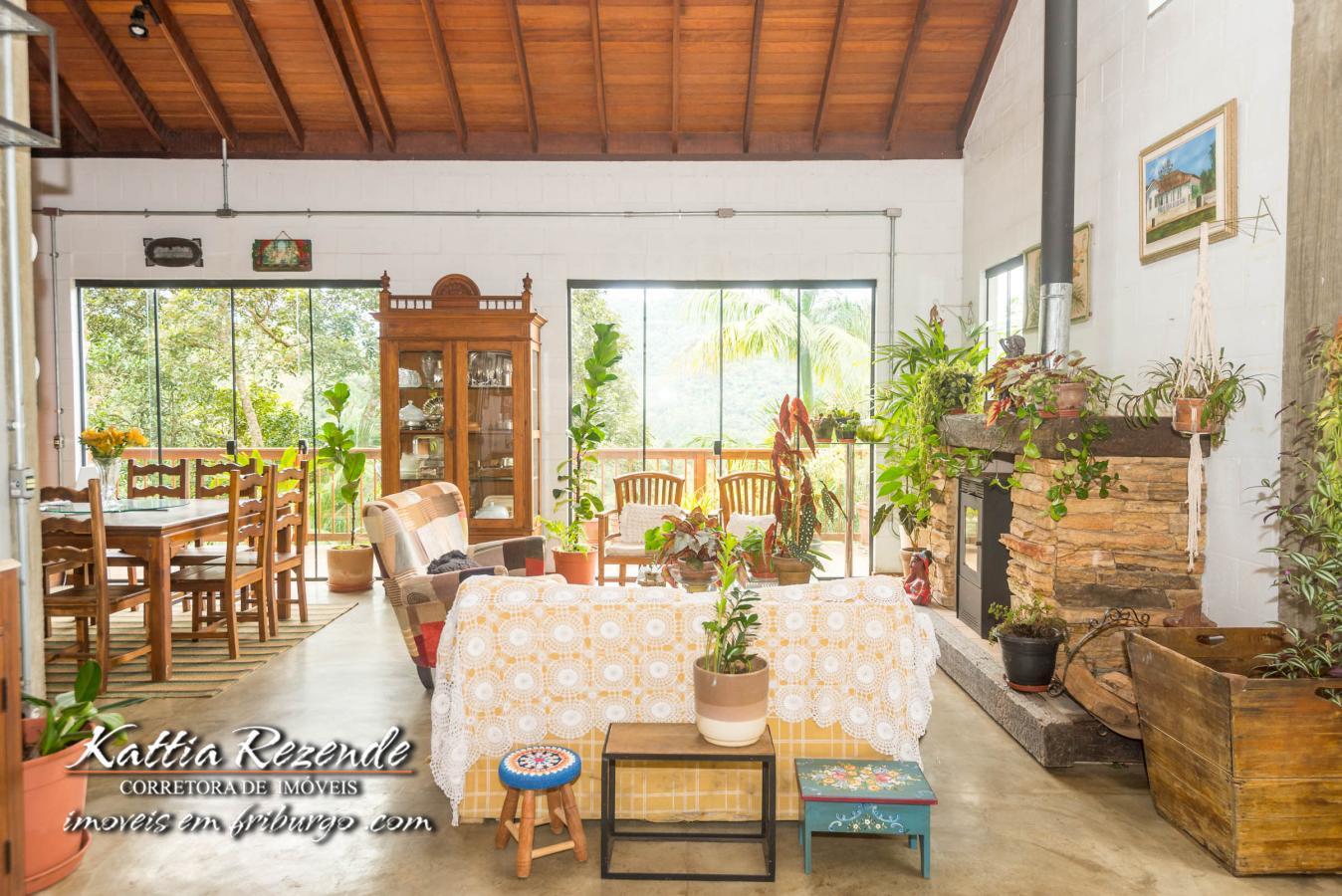 Casa de Condomínio à venda com 5 quartos, 1400m² - Foto 1
