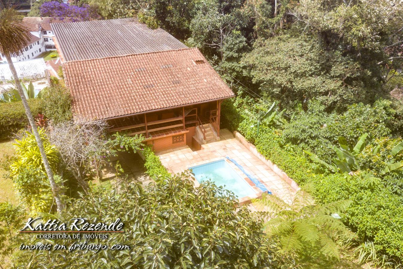 Casa à venda com 4 quartos, 725m² - Foto 2