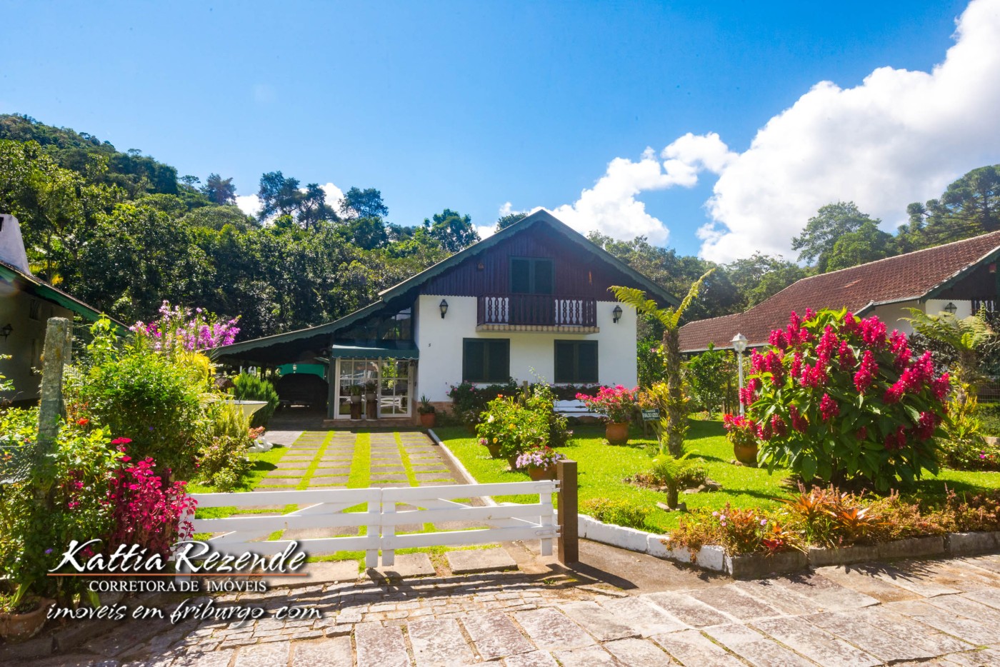 Casa de Condomínio à venda com 4 quartos, 820m² - Foto 1